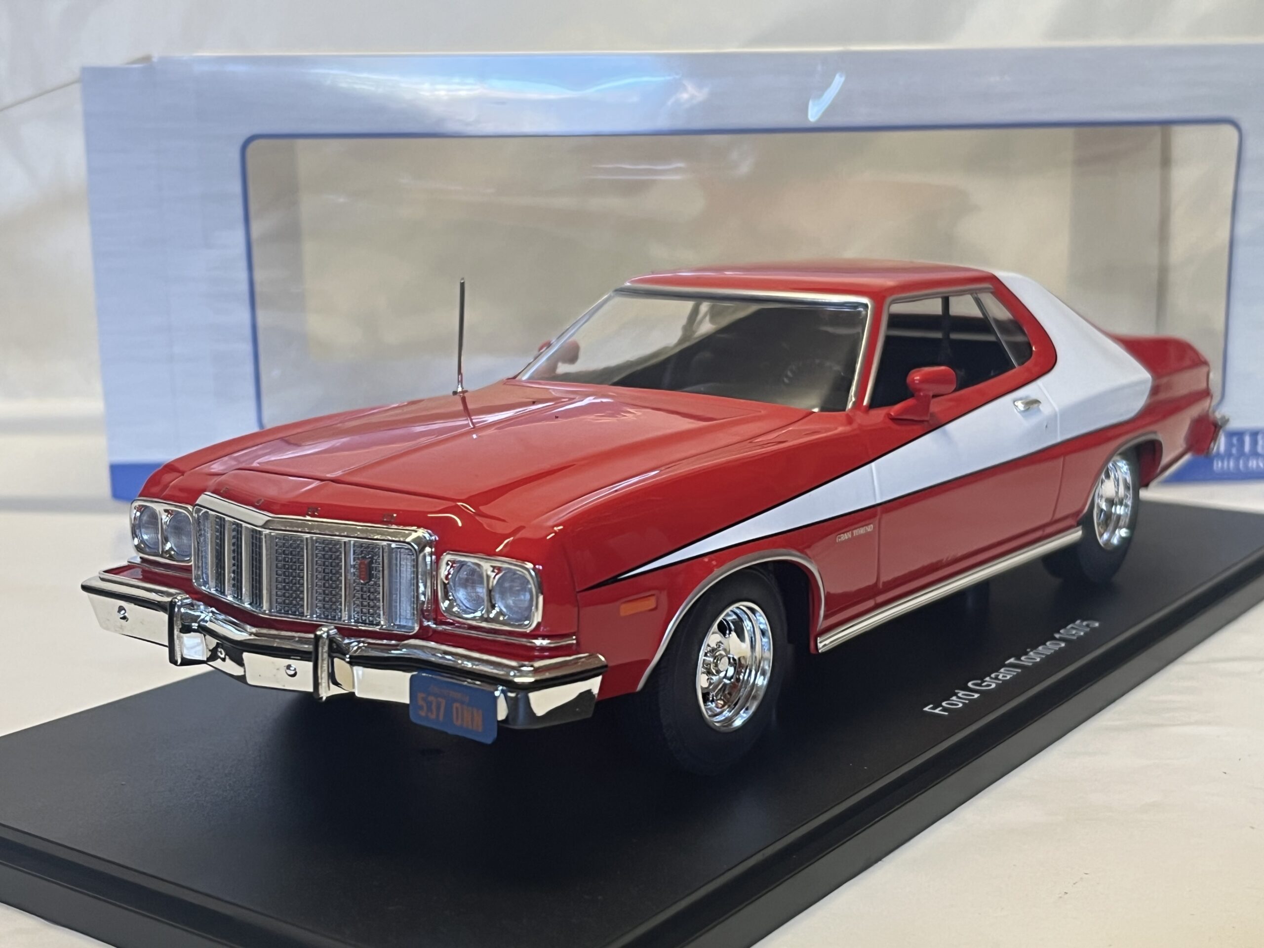 Ford Gran Torino 1975 MCG 1/18°