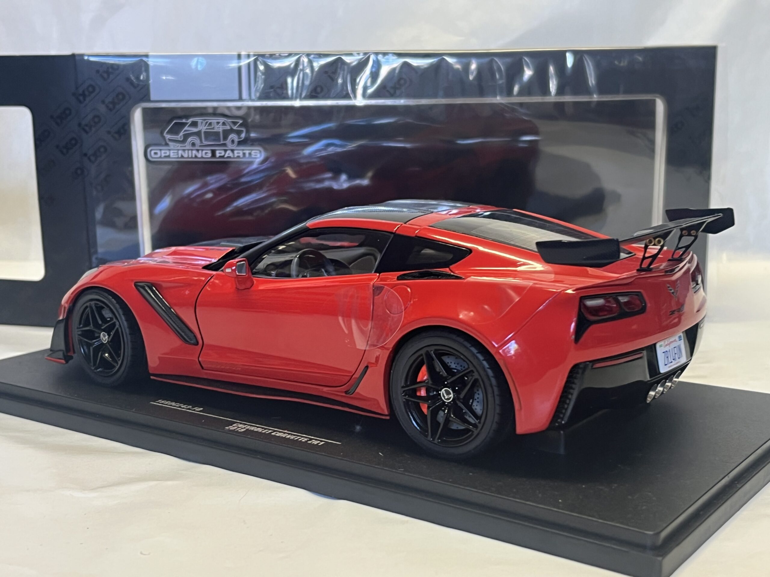 Chevrolet Corvette ZR1 2024 Ixo 1/18° – Image 2