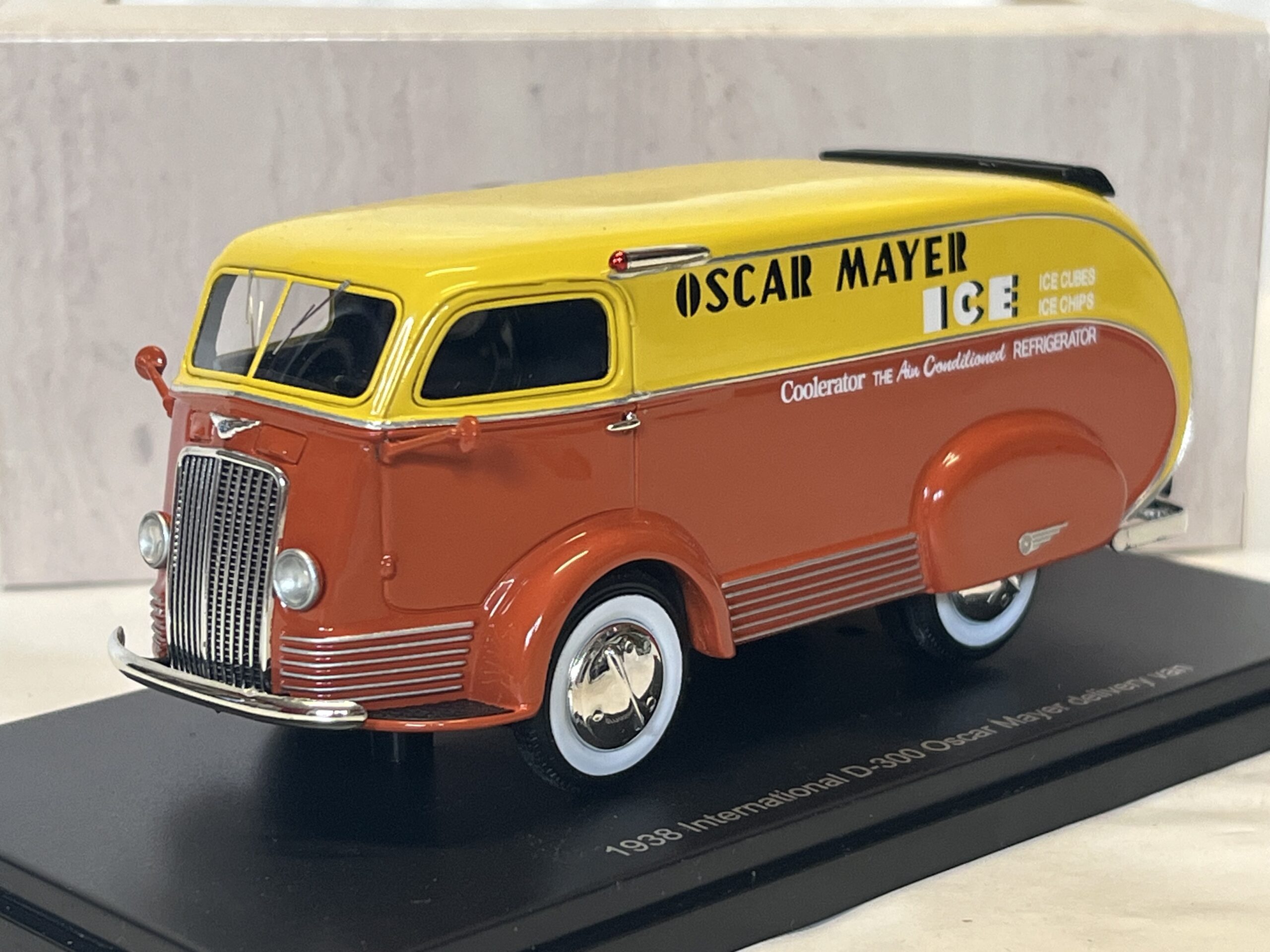 Camion international 1938 oscar Mayer Esval 1/43°
