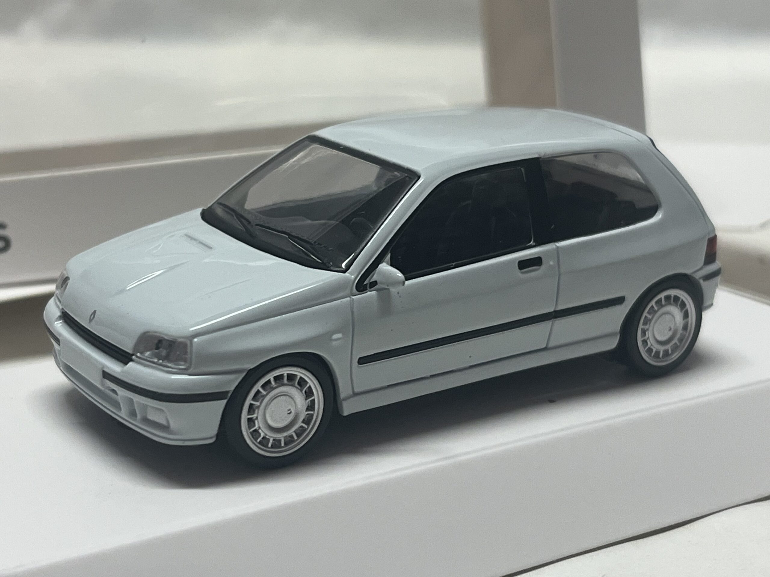 Renault Clio 16S 1991 1/43° Norev