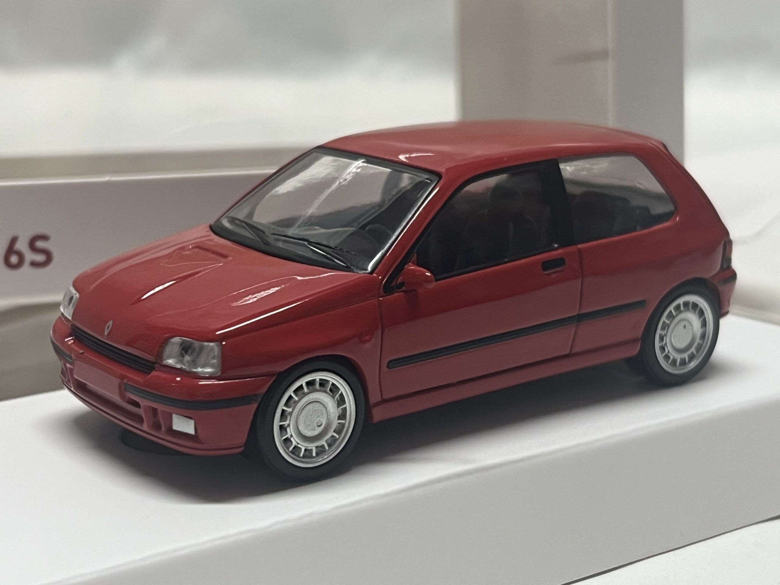 Renault Clio 16S 1991 1/43° Norev