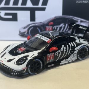 Porsche 911 (992) GT3 R pro racing petit Le Mans 2025 MiniGt 1/64°