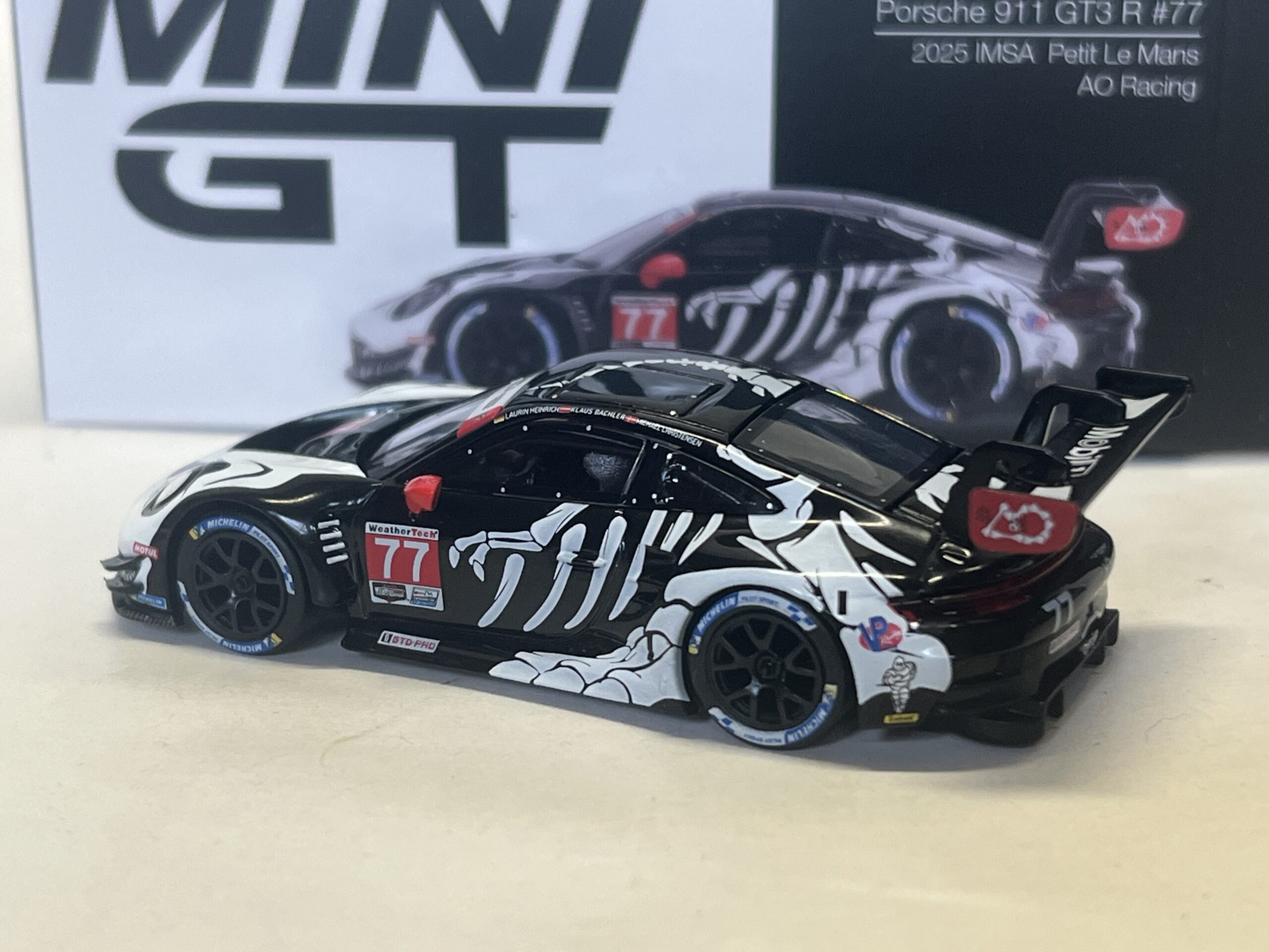 Porsche 911 (992) GT3 R pro racing petit Le Mans 2025 MiniGt 1/64° – Image 2