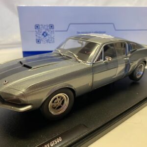 Ford Mustang Shelby GT500 1967 1/18° Solido