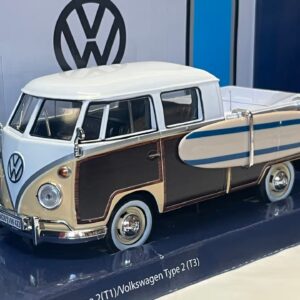 Volkswagen Combi T1 avec planches de surf Motormax 1/24°
