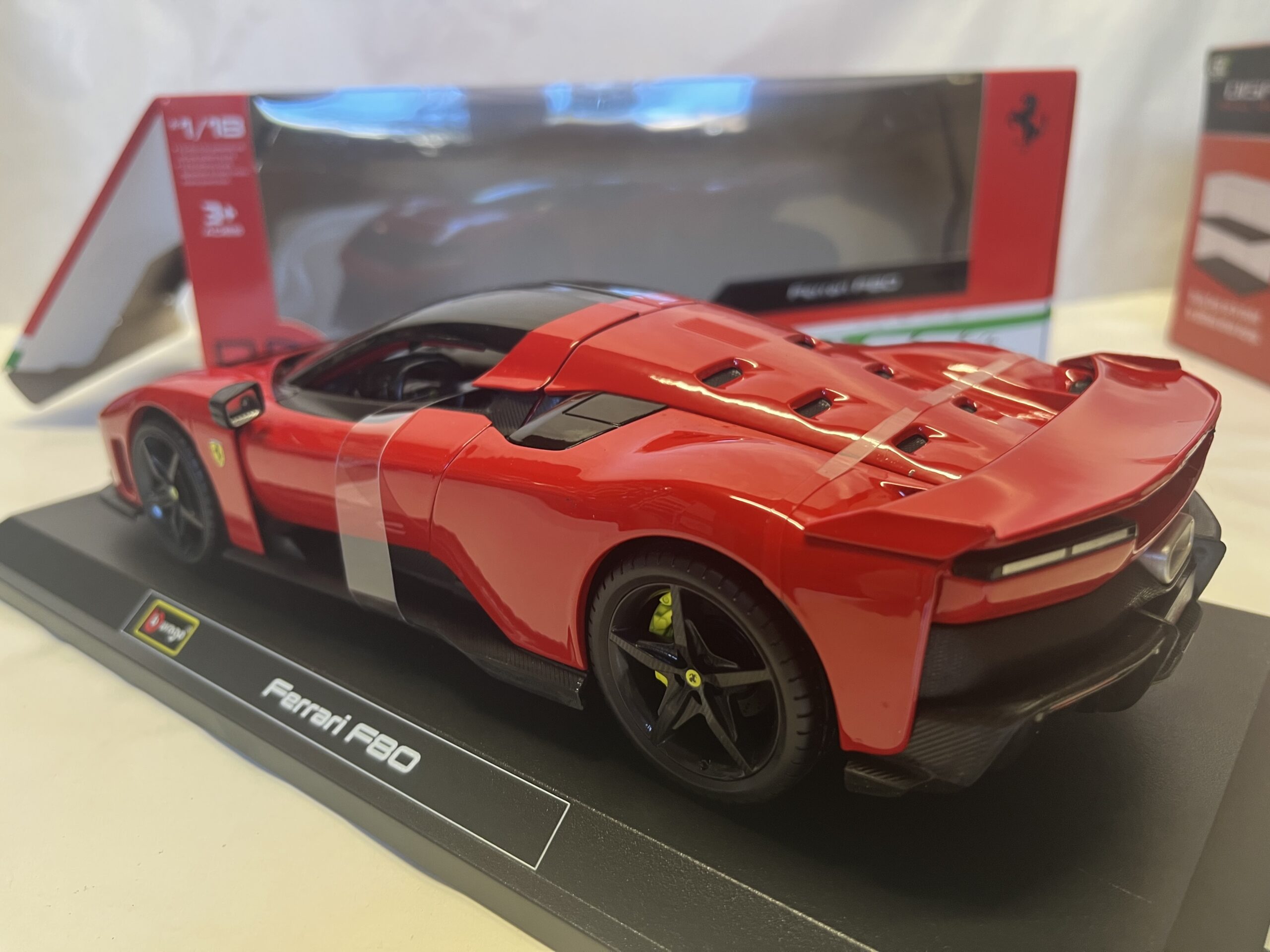 Ferrari F80 2025 Burago 1/18° – Image 2