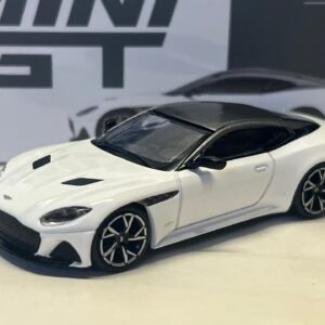 Aston Martin DBS 2024 MiniGt 1/64°