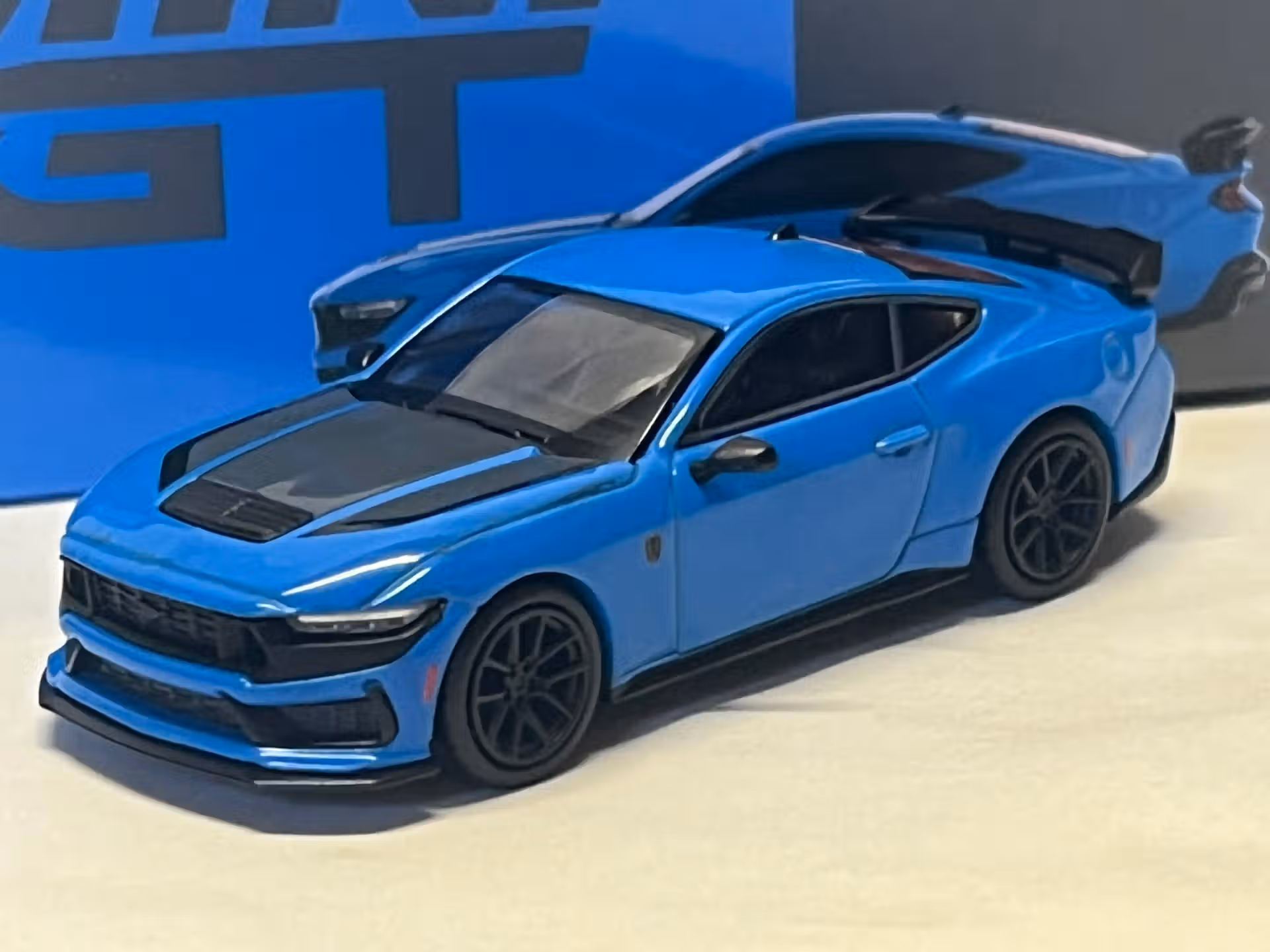 Ford Mustang Dark Horse 2024 - MiniGt 1/64°
