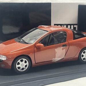 Opel Tigra 1994 1/24° Whitebox
