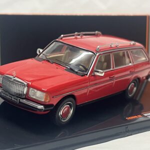 Mercedes 200 T S123 break 1979 Ixo 1/43°