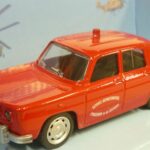 Renault 8 pompiers 1/43°