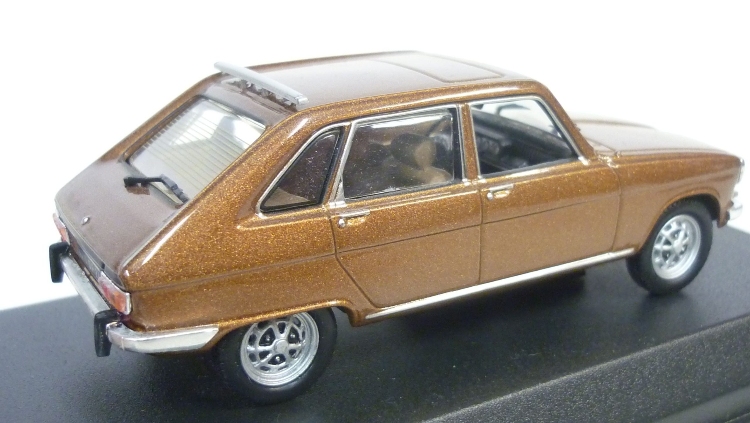  Renault  16  TX 1976 Norev  1 43  Les Miniatures